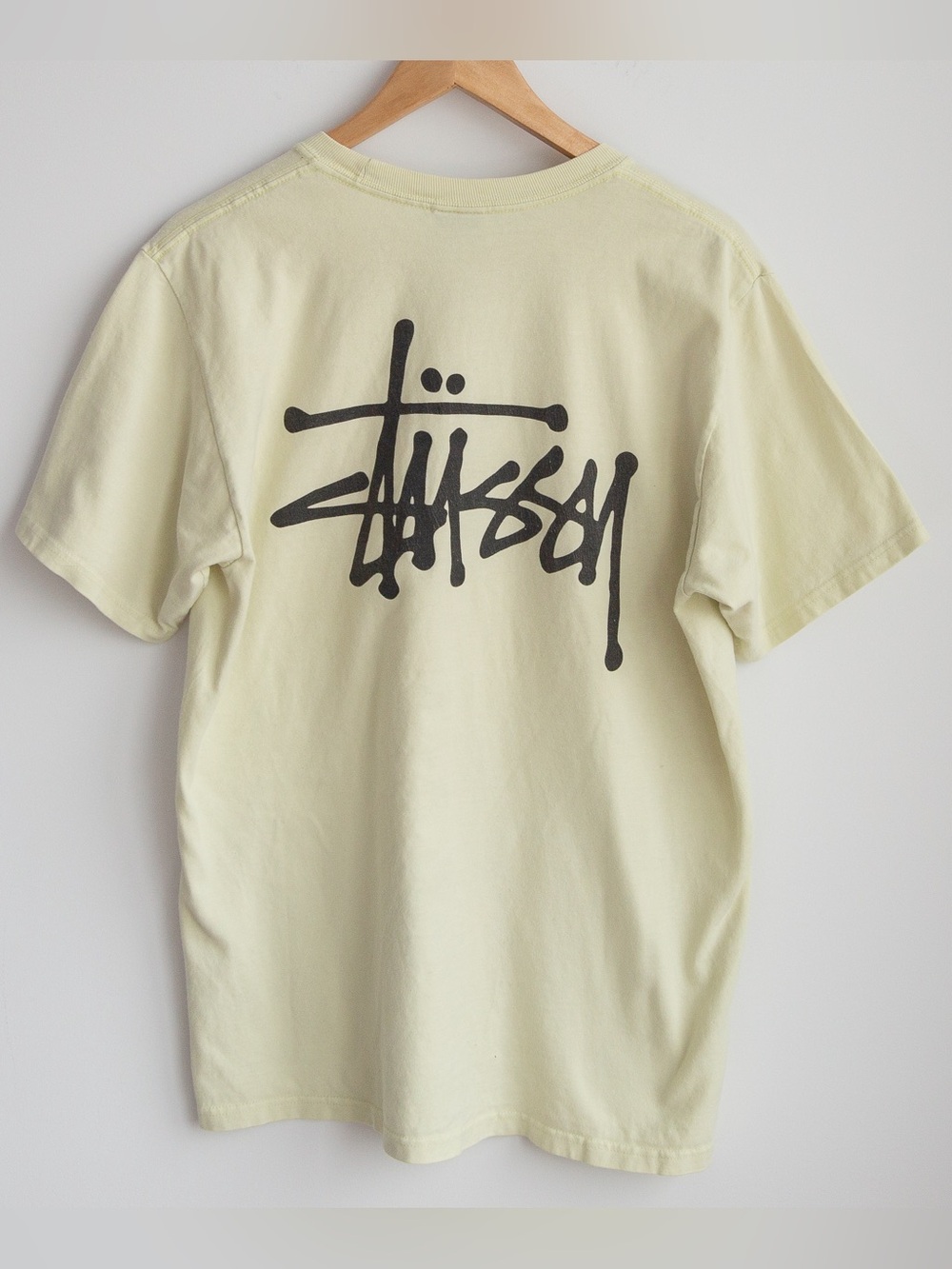 Vintage 90s Stüssy Basic Logo T-Shirt Yellow Made in Mexico M